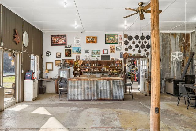 852 Highway 100, W, Centerville, TN 37033