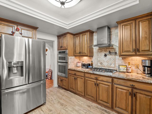 7258 N Pacific, Fresno, CA 93711