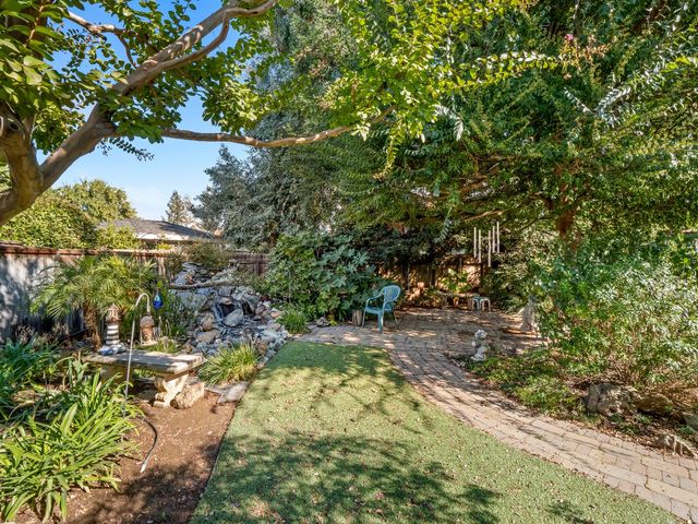 7258 N Pacific, Fresno, CA 93711