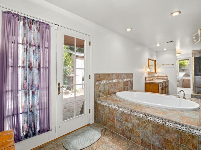 7258 N Pacific, Fresno, CA 93711