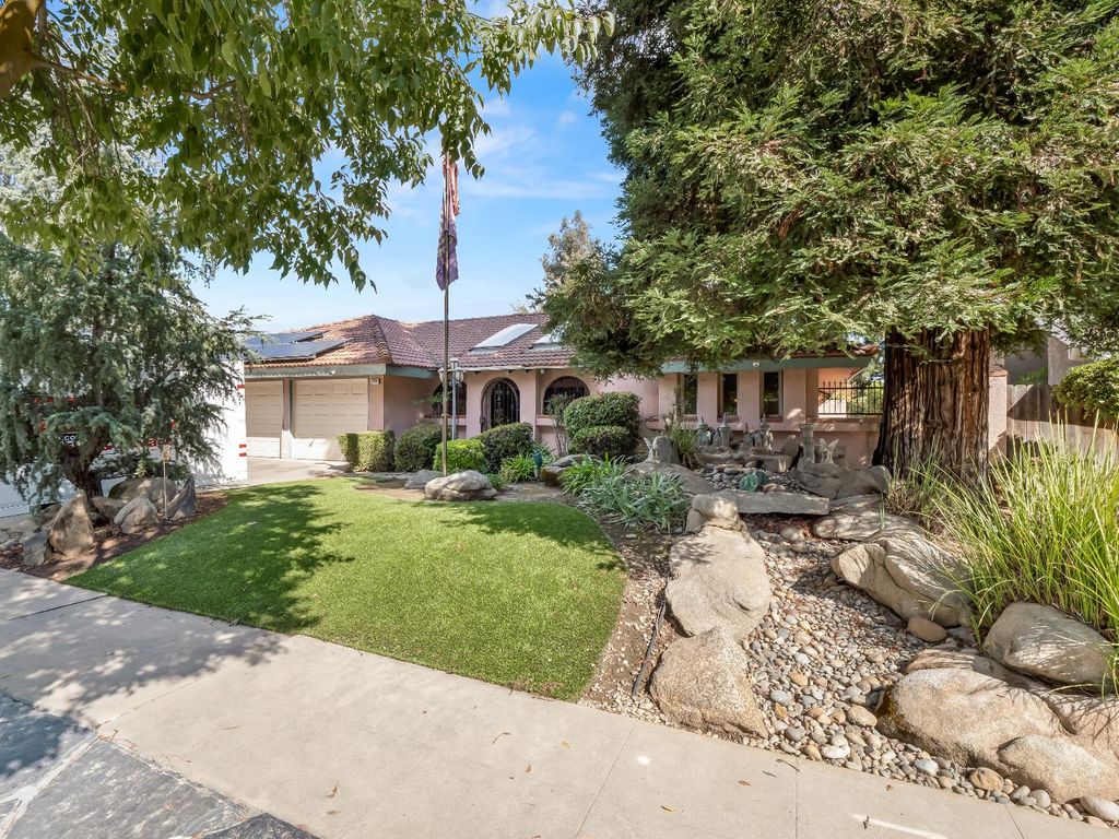 7258 N Pacific, Fresno, CA 93711