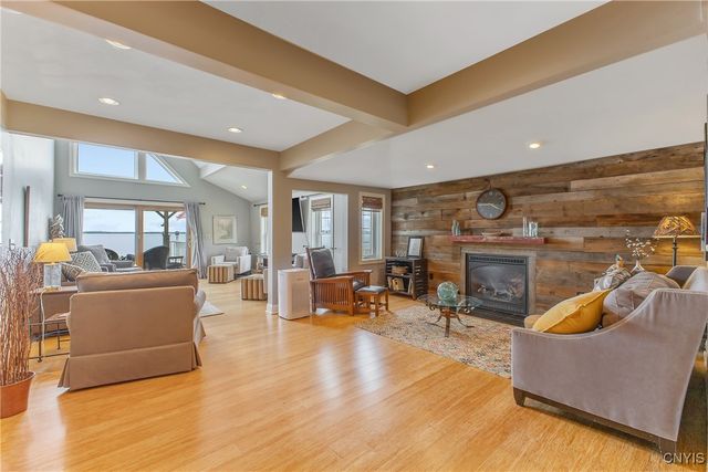 6591 Lakeshore Road, Cicero, NY 13039