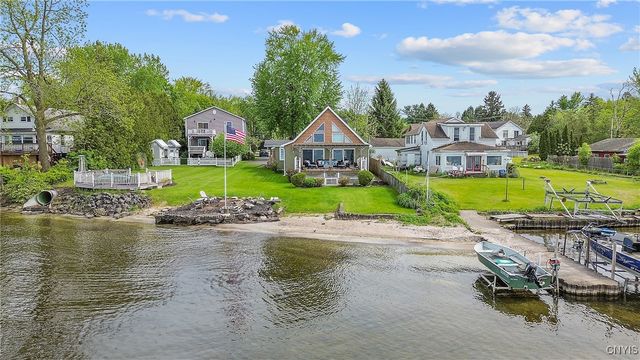 6591 Lakeshore Road, Cicero, NY 13039