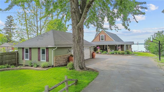 6591 Lakeshore Road, Cicero, NY 13039