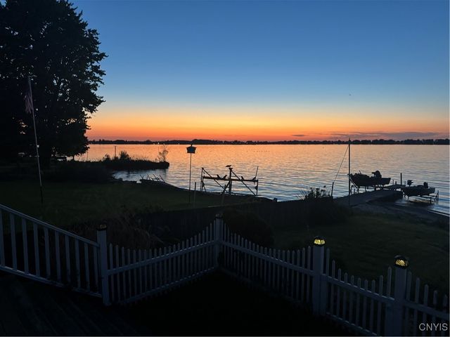 6591 Lakeshore Road, Cicero, NY 13039