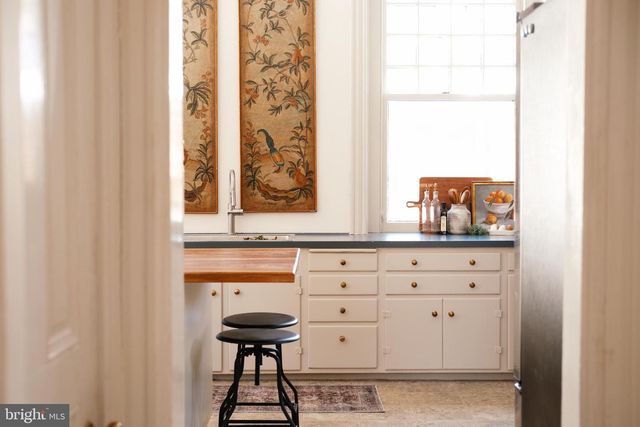 1021 MARIETTA AVE, Lancaster, PA 17603