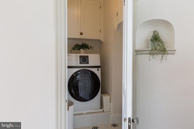 1021 MARIETTA AVE, Lancaster, PA 17603