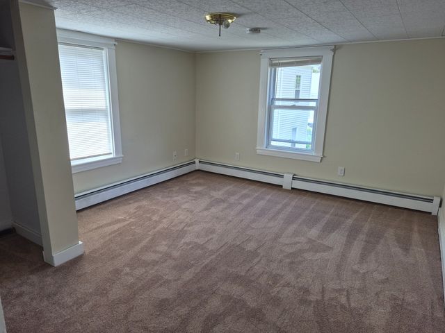 143 Chestnut St Unit 2, Marlborough, MA 01752