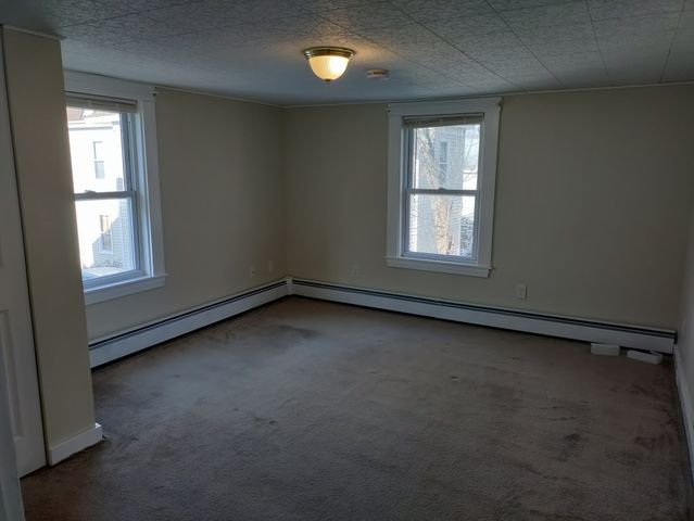 143 Chestnut St Unit 2, Marlborough, MA 01752