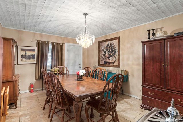 3615 Electra Dr, San Antonio, TX 78218