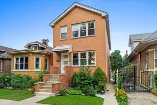 3634 N Mozart Street, Chicago, IL 60618