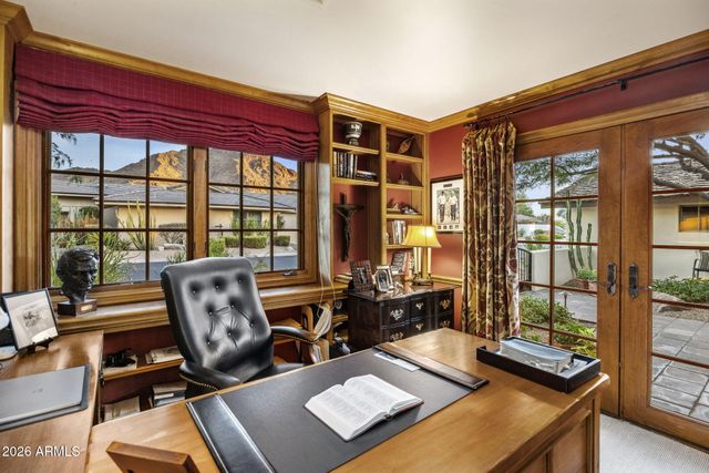 5635 E LINCOLN Drive 56, Paradise Valley, AZ 85253
