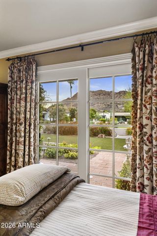 5635 E LINCOLN Drive 56, Paradise Valley, AZ 85253