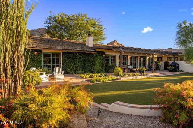 5635 E LINCOLN Drive 56, Paradise Valley, AZ 85253