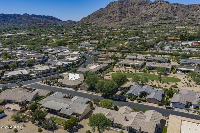 5635 E LINCOLN Drive 56, Paradise Valley, AZ 85253