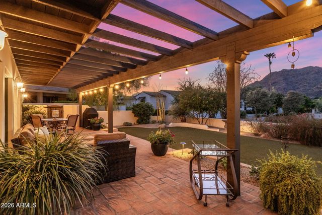 5635 E LINCOLN Drive 56, Paradise Valley, AZ 85253