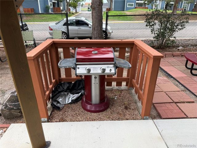 7175 S Gaylord St B, Centennial, CO 80122