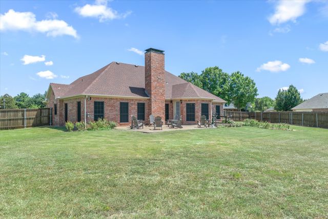 117 Lake Meadow Boulevard, Canton, TX 75103