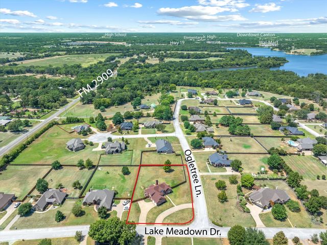 117 Lake Meadow Boulevard, Canton, TX 75103