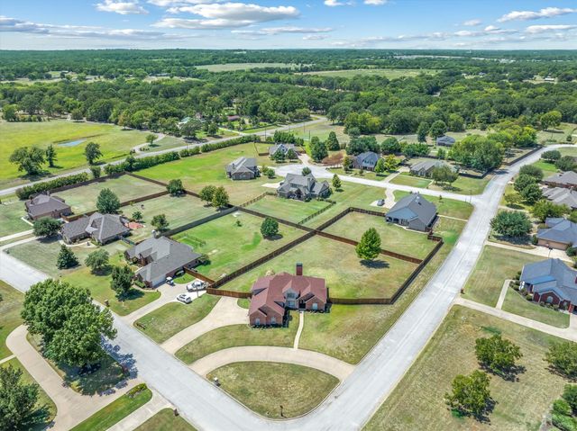 117 Lake Meadow Boulevard, Canton, TX 75103