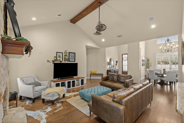 117 Lake Meadow Boulevard, Canton, TX 75103