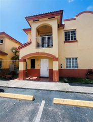 9455 NW 114th Ln 8, Hialeah Gardens, FL 33018