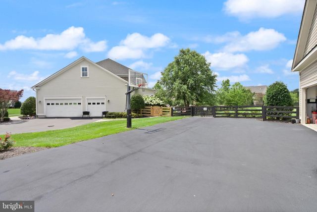 41960 BARNSDALE VIEW CT, Ashburn, VA 20148