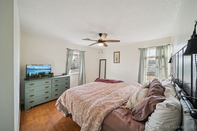 2102 S Missouri Place, Claremore, OK 74017