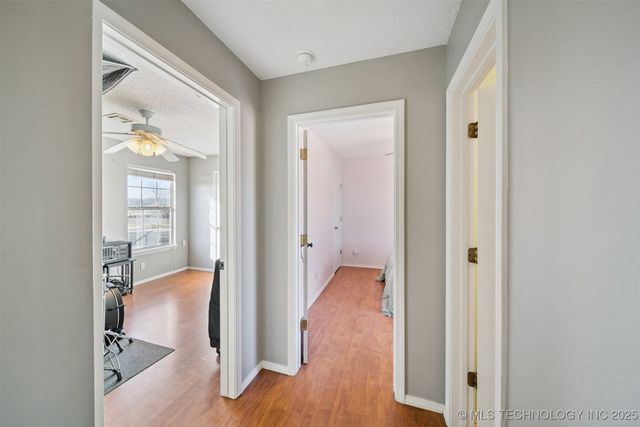 2102 S Missouri Place, Claremore, OK 74017