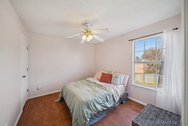 2102 S Missouri Place, Claremore, OK 74017