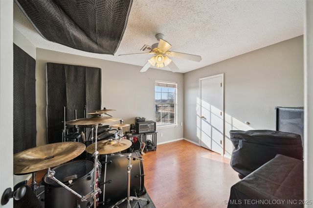 2102 S Missouri Place, Claremore, OK 74017