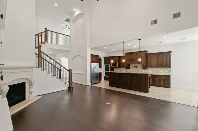 2710 Margaret Fall Ln, Katy, TX 77494