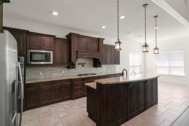 2710 Margaret Fall Ln, Katy, TX 77494