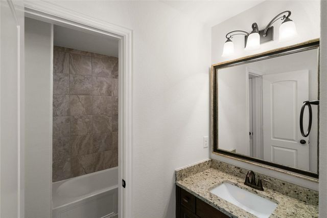 2710 Margaret Fall Ln, Katy, TX 77494