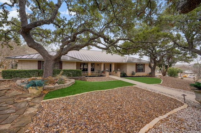 8415 Triple Crown, Fair Oaks Ranch, TX 78015