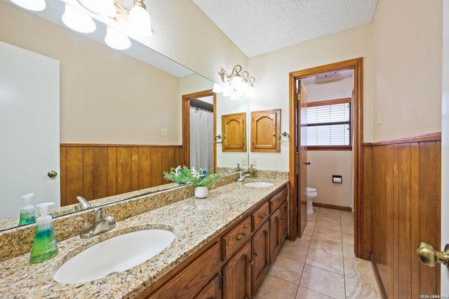 8415 Triple Crown, Fair Oaks Ranch, TX 78015