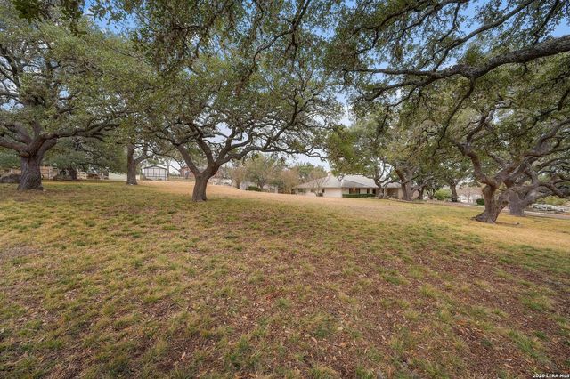 8415 Triple Crown, Fair Oaks Ranch, TX 78015