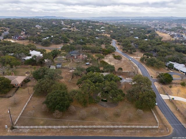 8415 Triple Crown, Fair Oaks Ranch, TX 78015