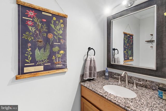 60 HAMPSHIRE CT, New Egypt, NJ 08533