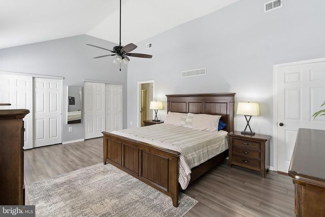 60 HAMPSHIRE CT, New Egypt, NJ 08533