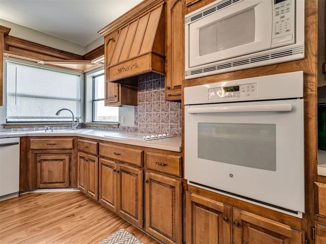 30280 Stephens Drive, Mcloud, OK 74851