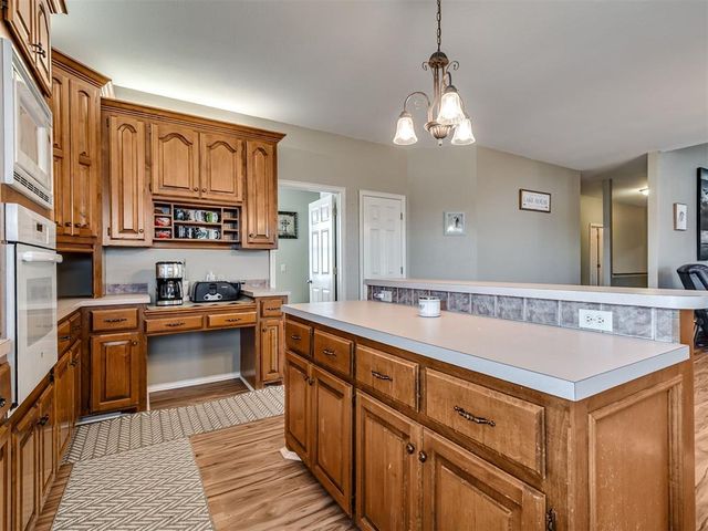 30280 Stephens Drive, Mcloud, OK 74851