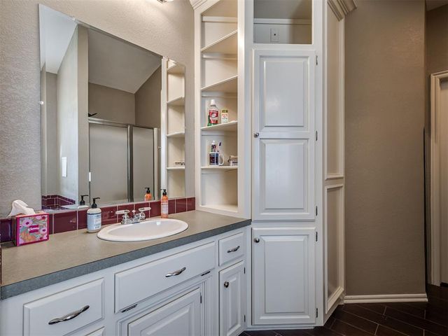 30280 Stephens Drive, Mcloud, OK 74851