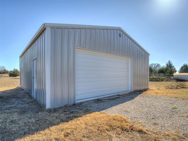 30280 Stephens Drive, Mcloud, OK 74851