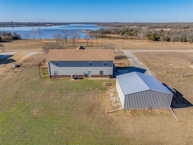 30280 Stephens Drive, Mcloud, OK 74851