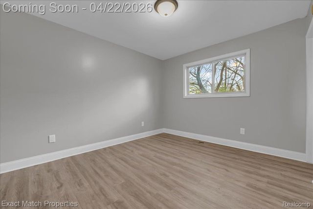 724 Parkwood Avenue, Pontiac, MI 48340