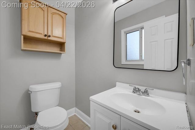 724 Parkwood Avenue, Pontiac, MI 48340
