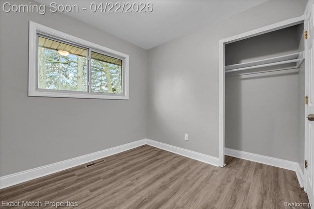 724 Parkwood Avenue, Pontiac, MI 48340