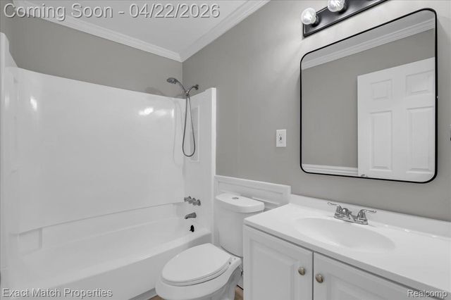 724 Parkwood Avenue, Pontiac, MI 48340
