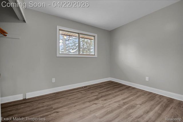 724 Parkwood Avenue, Pontiac, MI 48340